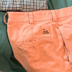 Brooks brother pleated garment dyed salmon short 34